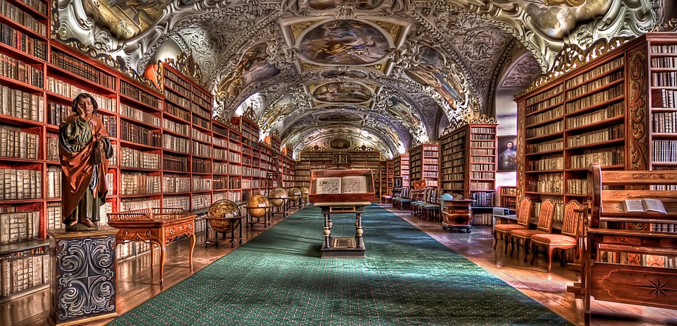 prague-library-980732_960_720