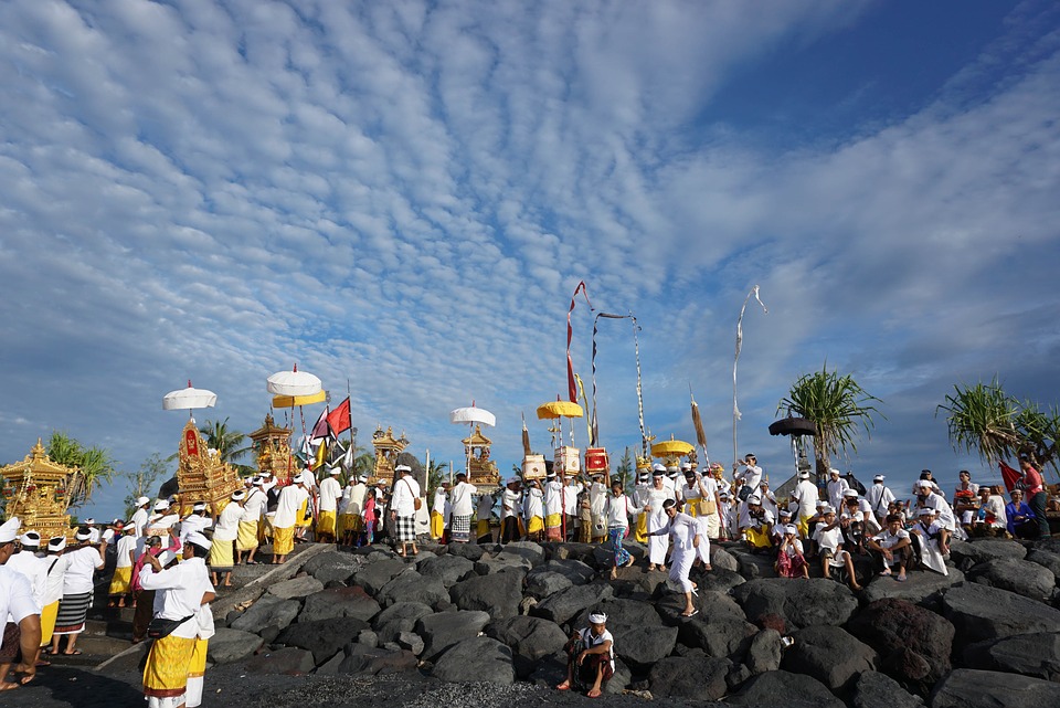 traditional-2238582_960_720